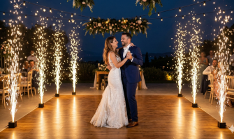 Cold Sparklers για Γάμο: Η Μαγεία που Μεταμορφώνει τον Πρώτο Χορό